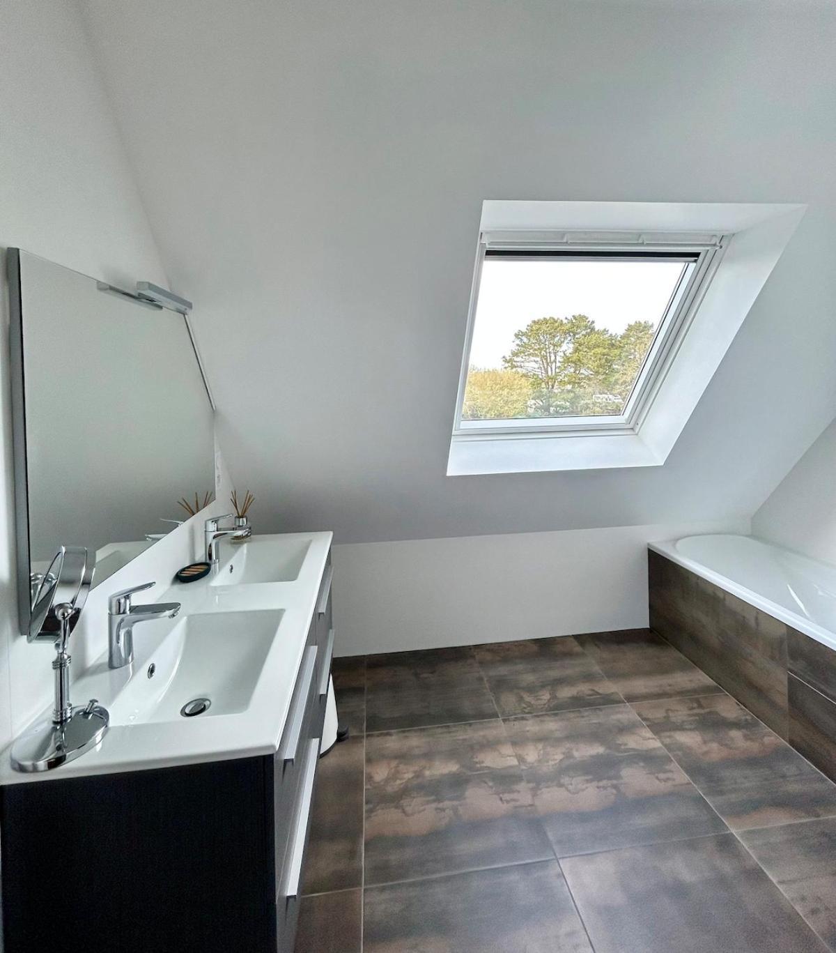 Superbe Villa Tout Confort Avec Piscine Chauffee Er Couverte Et Spa A 2 Pas De La Plage Fouesnant Eksteriør billede