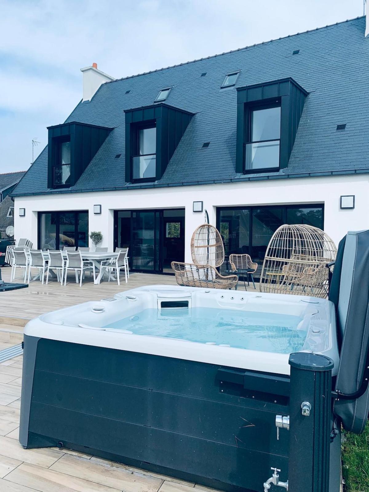 Superbe Villa Tout Confort Avec Piscine Chauffee Er Couverte Et Spa A 2 Pas De La Plage Fouesnant Eksteriør billede